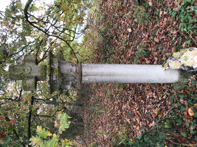 Croix du chemin du Hallier