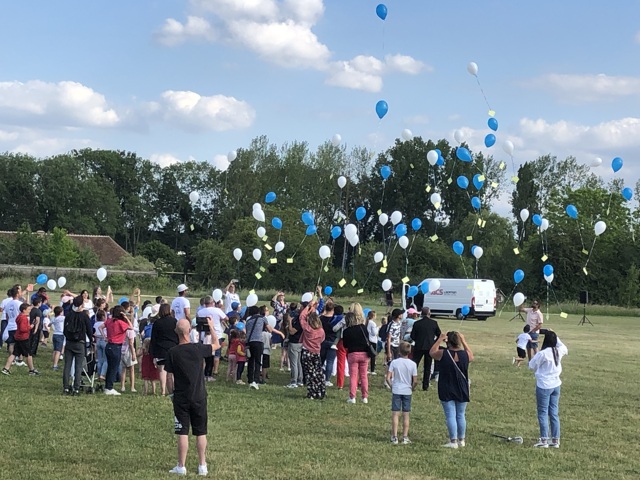 50 ans ENCN Lâcher de ballons