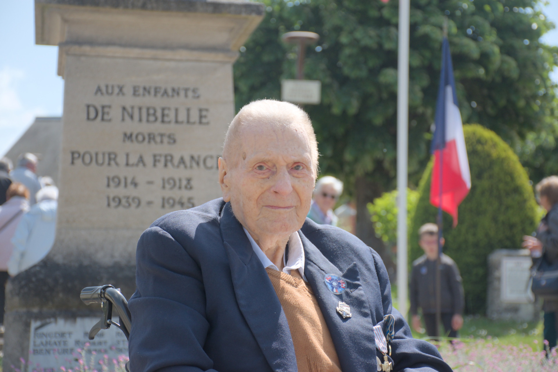 Remise de la Légion d'Honneur à René Séjourné