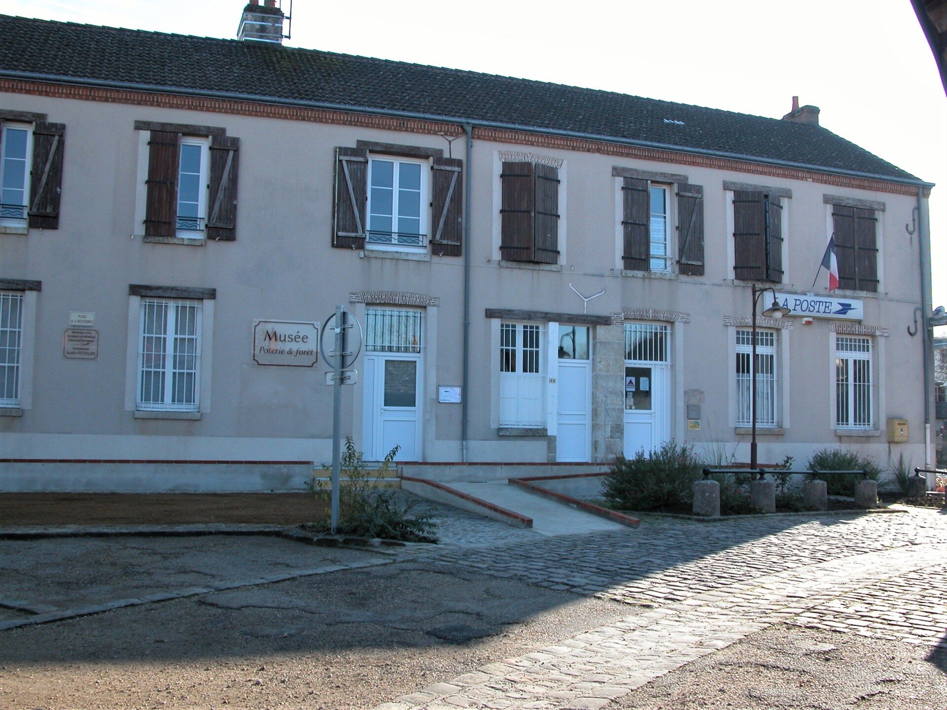 Agence postale et musée